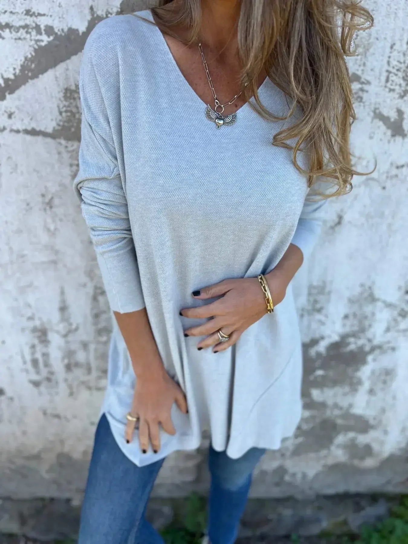 Rhea | Relaxed V-Neck Knit Tunic