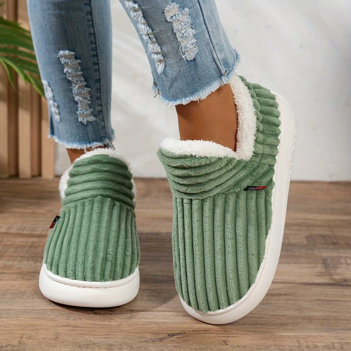 Molly | Plush Indoor–Outdoor Slippers
