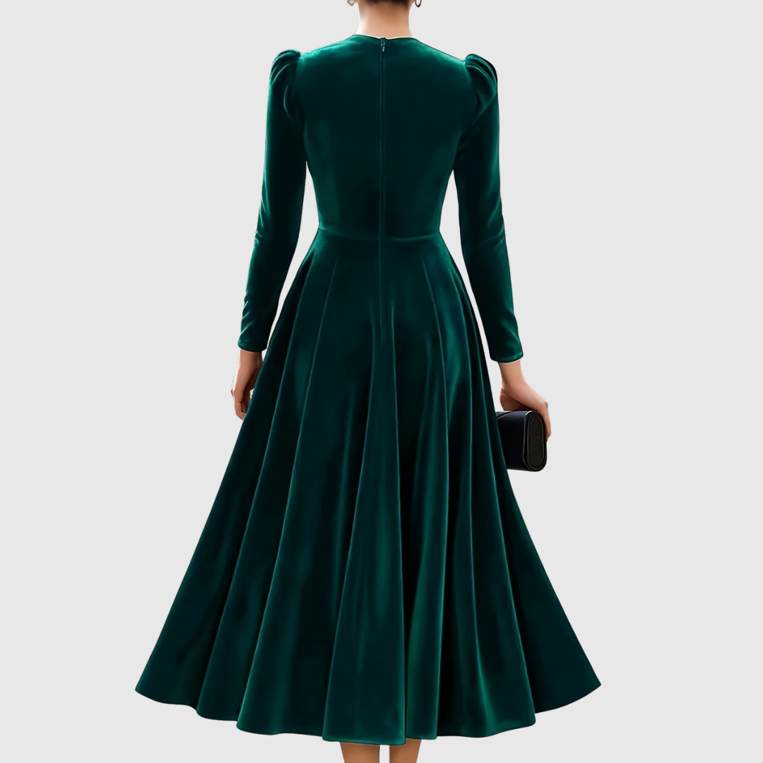 Soopie | Elegant Navy Blue & Burgundy Wedding Dress